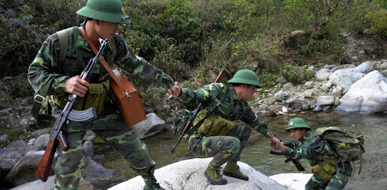 Ảnh bộ đội biên phòng đẹp trai Ảnh bộ đội đẹp trai ngoài chiến trường 2