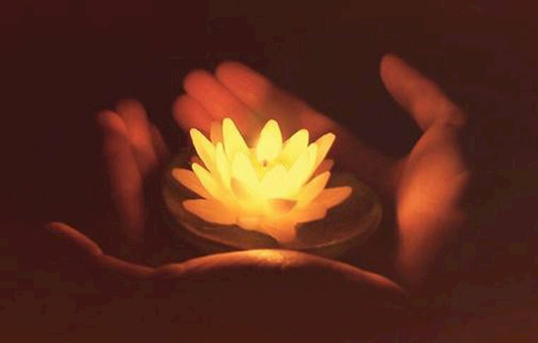 Hình ảnh cầu bình an cho gia đình nhẹ nhàng 1 Hình ảnh cầu bình an cho gia đình nhẹ nhàng 1