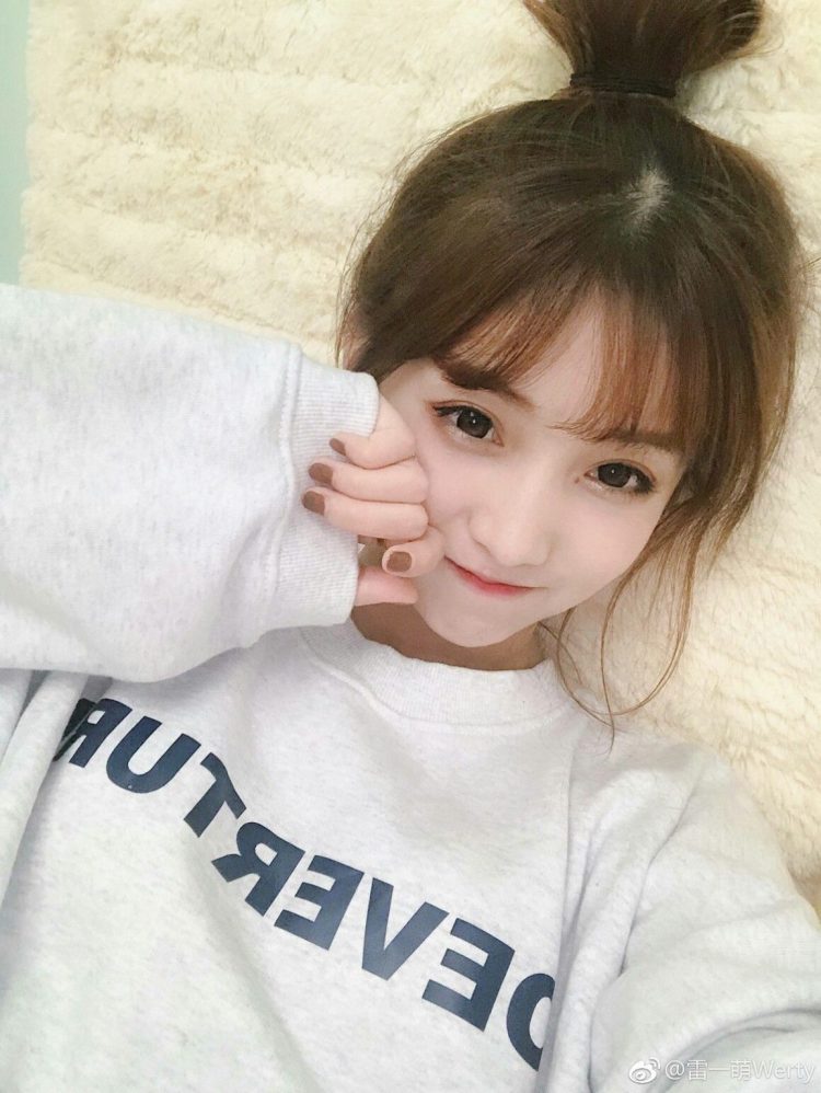 Hình ảnh con gái cute dễ thương 25 Hình ảnh con gái cute dễ thương 25