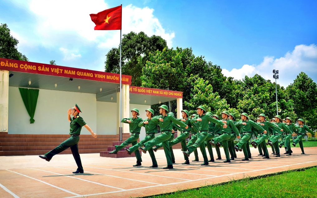 Quãng đường hành quân của bộ đội Ảnh bộ đội đẹp trai ngoài chiến trường 11