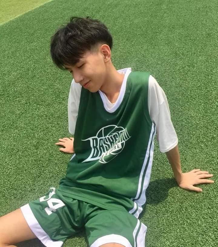 anh trai da bong 2 ảnh trai đá bóng 2