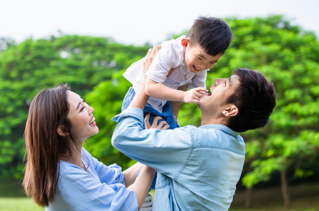 hinh anh gia dinh yeu thuong nhau 10 Hình ảnh gia đinh yêu thương nhau 10