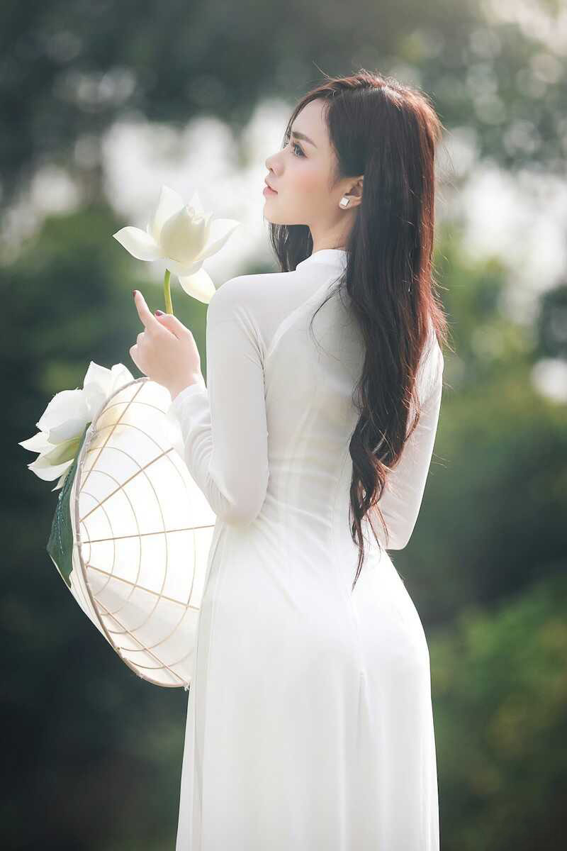 hinh co gai mac ao dai 11 Hình cô gái mặc áo dài 11
