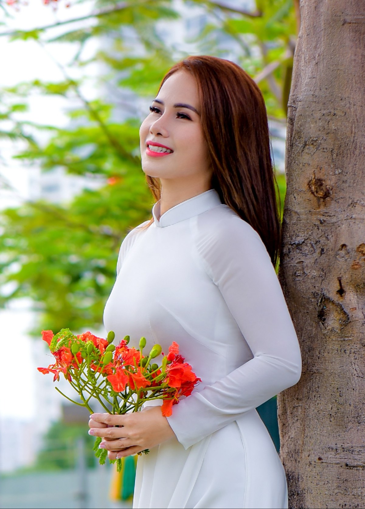 hinh co gai mac ao dai 24 Hình cô gái mặc áo dài 24