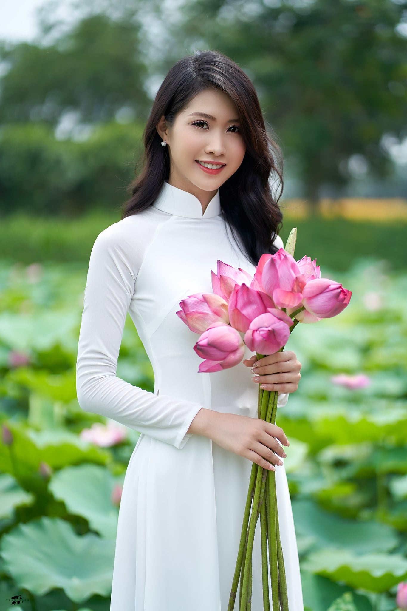 hinh co gai mac ao dai 33 Hình cô gái mặc áo dài 33