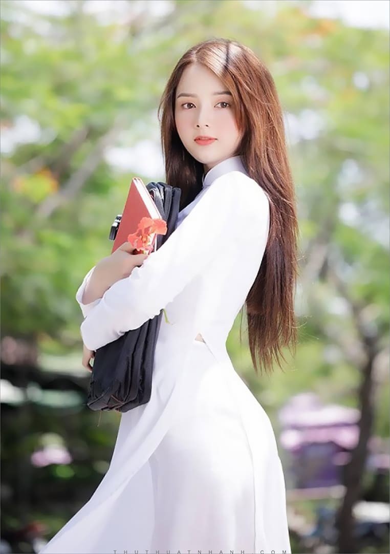 hinh co gai mac ao dai 4 Hình cô gái mặc áo dài 4
