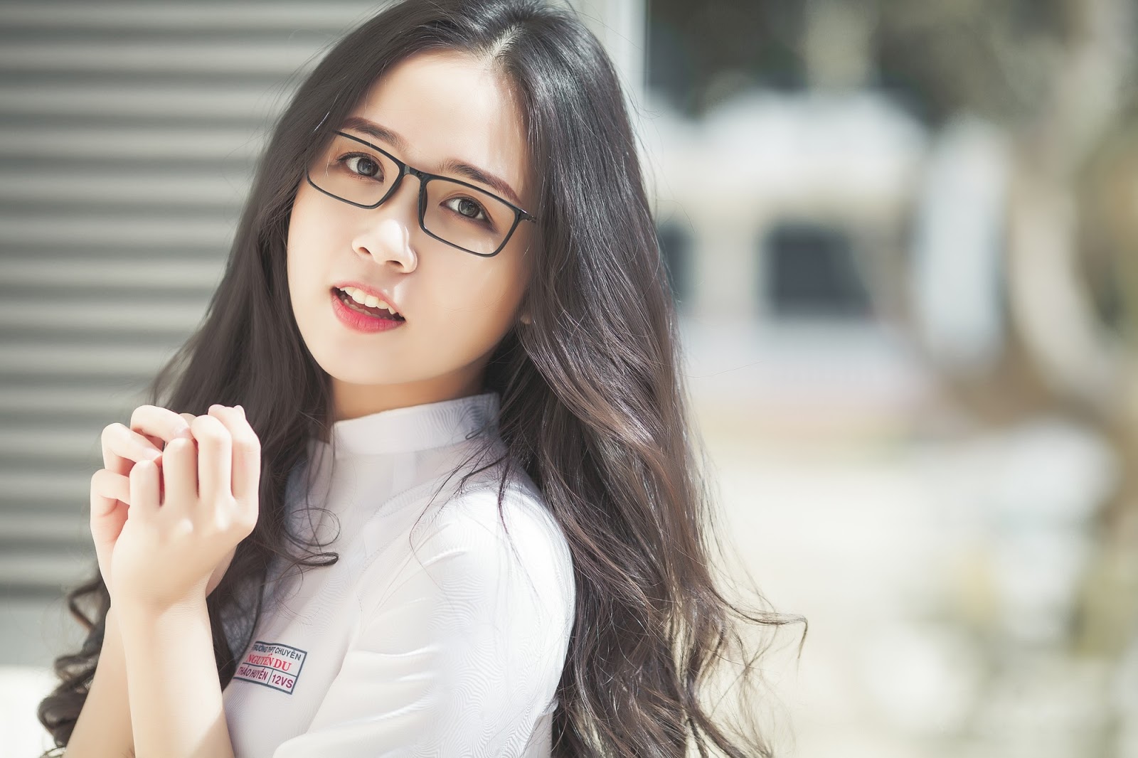 hinh co gai mac ao dai 8 Hình cô gái mặc áo dài 8