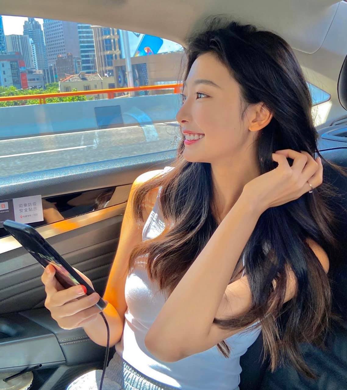 hinh con gai ngau 31 Hình con gái ngầu 31