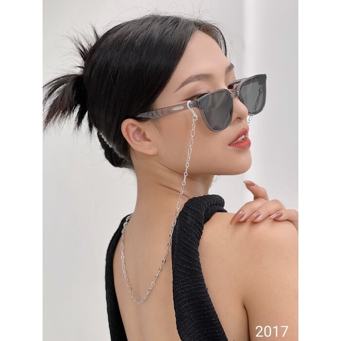 hinh gai xinh deo mat kinh 23 Hình gái xinh đeo mắt kính 23