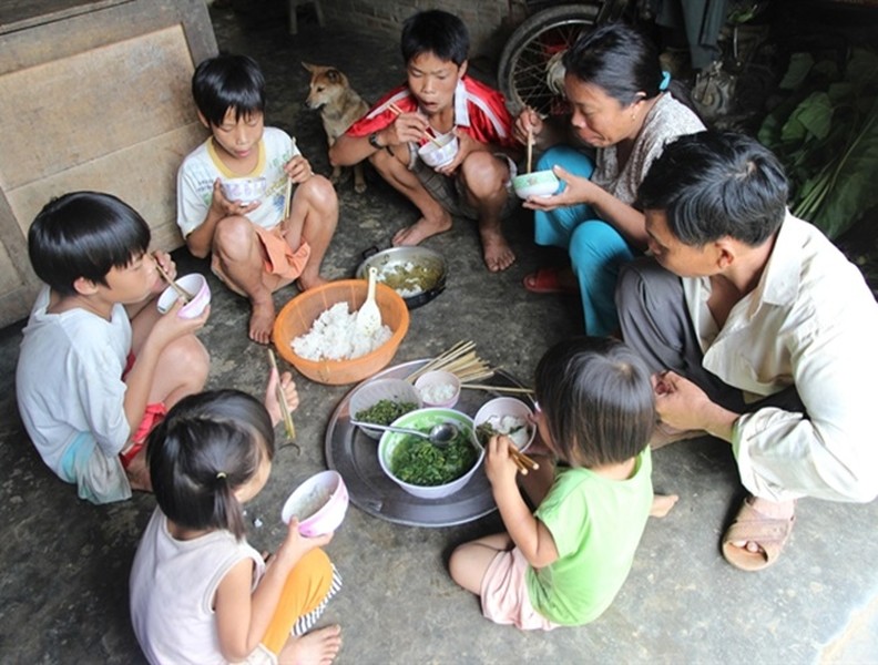 hinh anh gia dinh dong con 23 hình ảnh gia đình đông con 23
